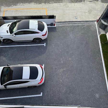 Kevin'S Aparthotel Vlorë Εξωτερικό φωτογραφία